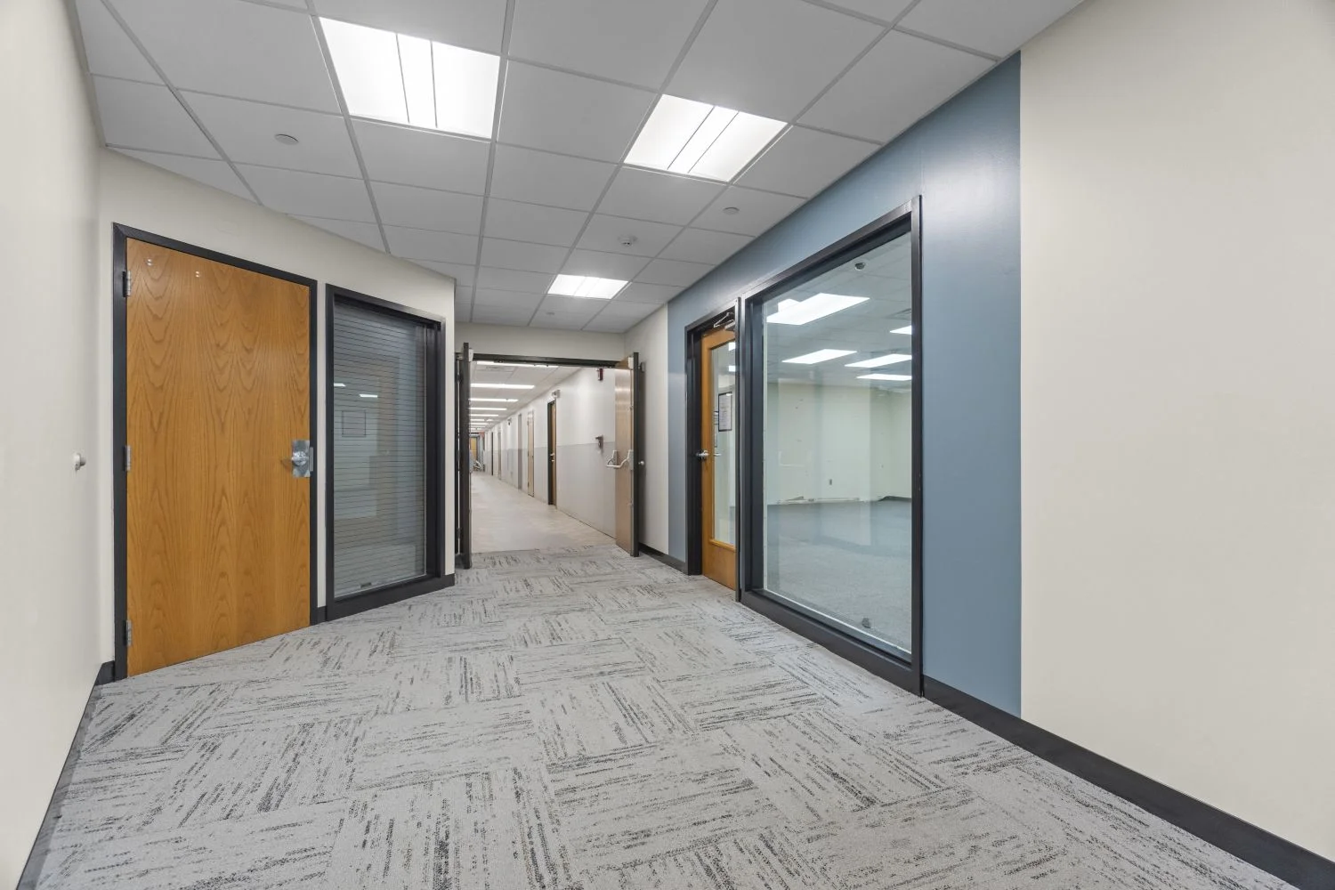 15 Corporate Dr   49 1st Fl 2.webp
